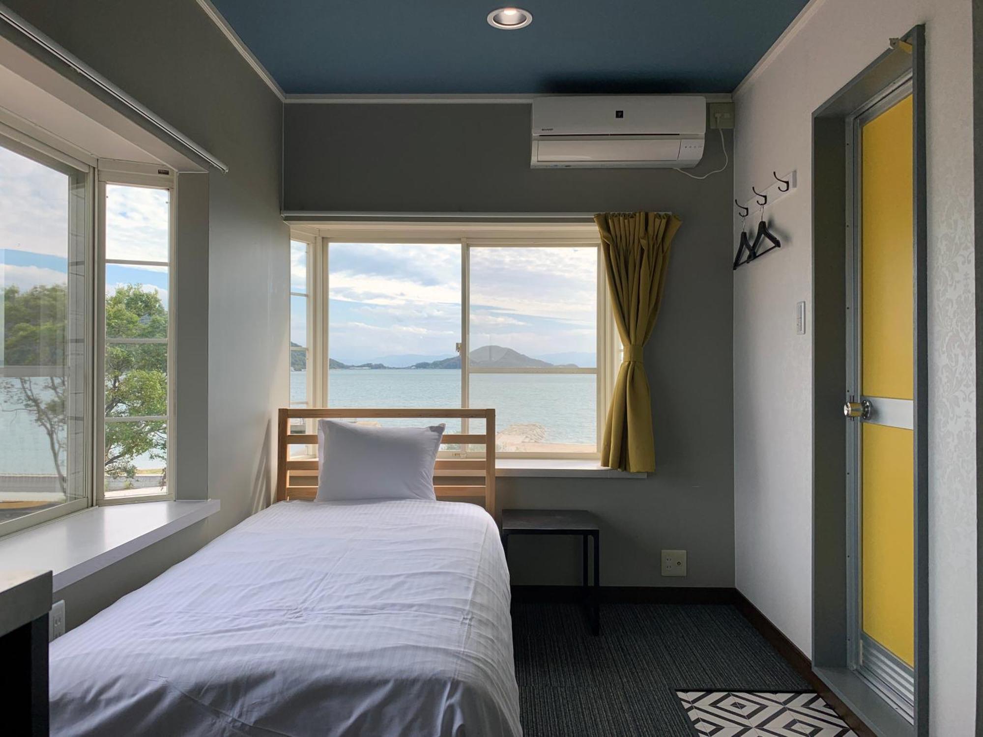 Hatn Hat Guesthouse ハッツンハット Šódošima Exteriér fotografie